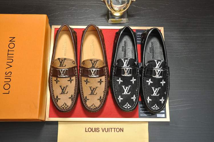 Picture of Louis Vuitton Shoes _SKULVsz38-44hnh120611796